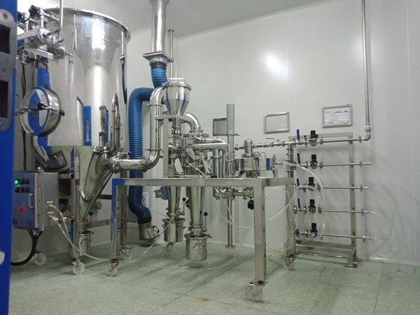 醫(yī)藥粉碎機加工設(shè)備低功耗性能環(huán)境優(yōu)勢